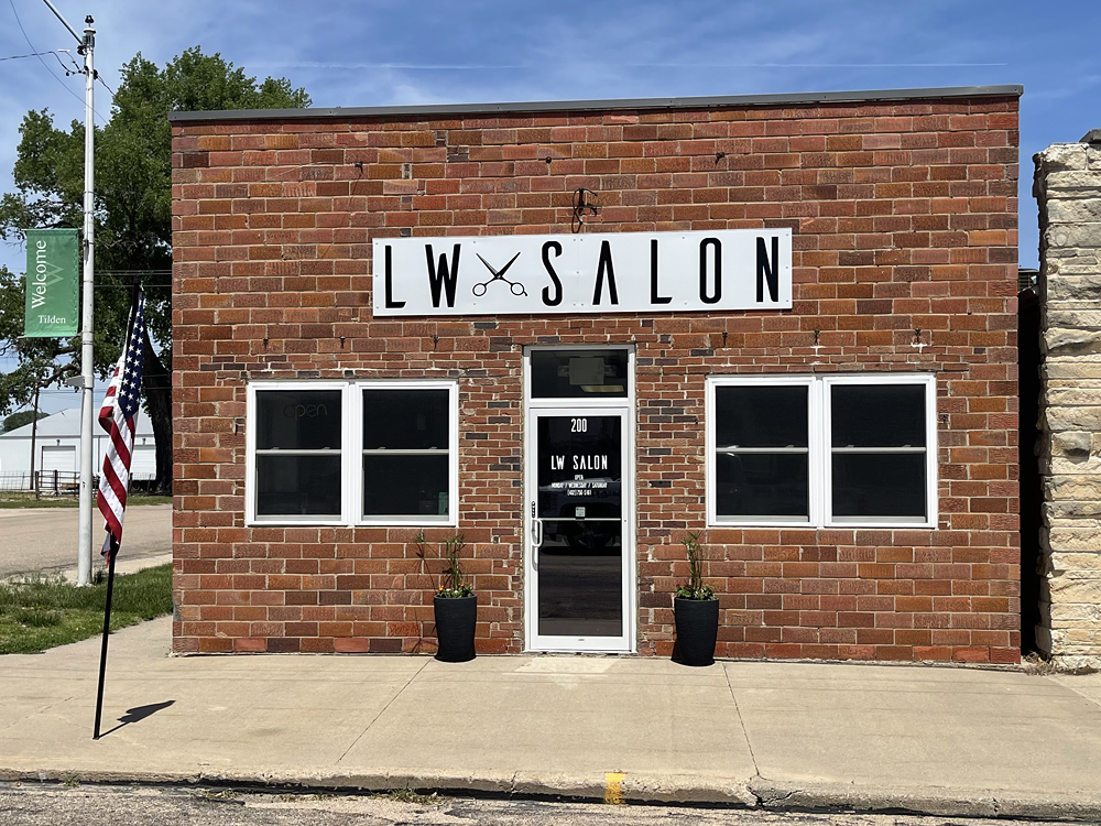LW Salon featured business photo