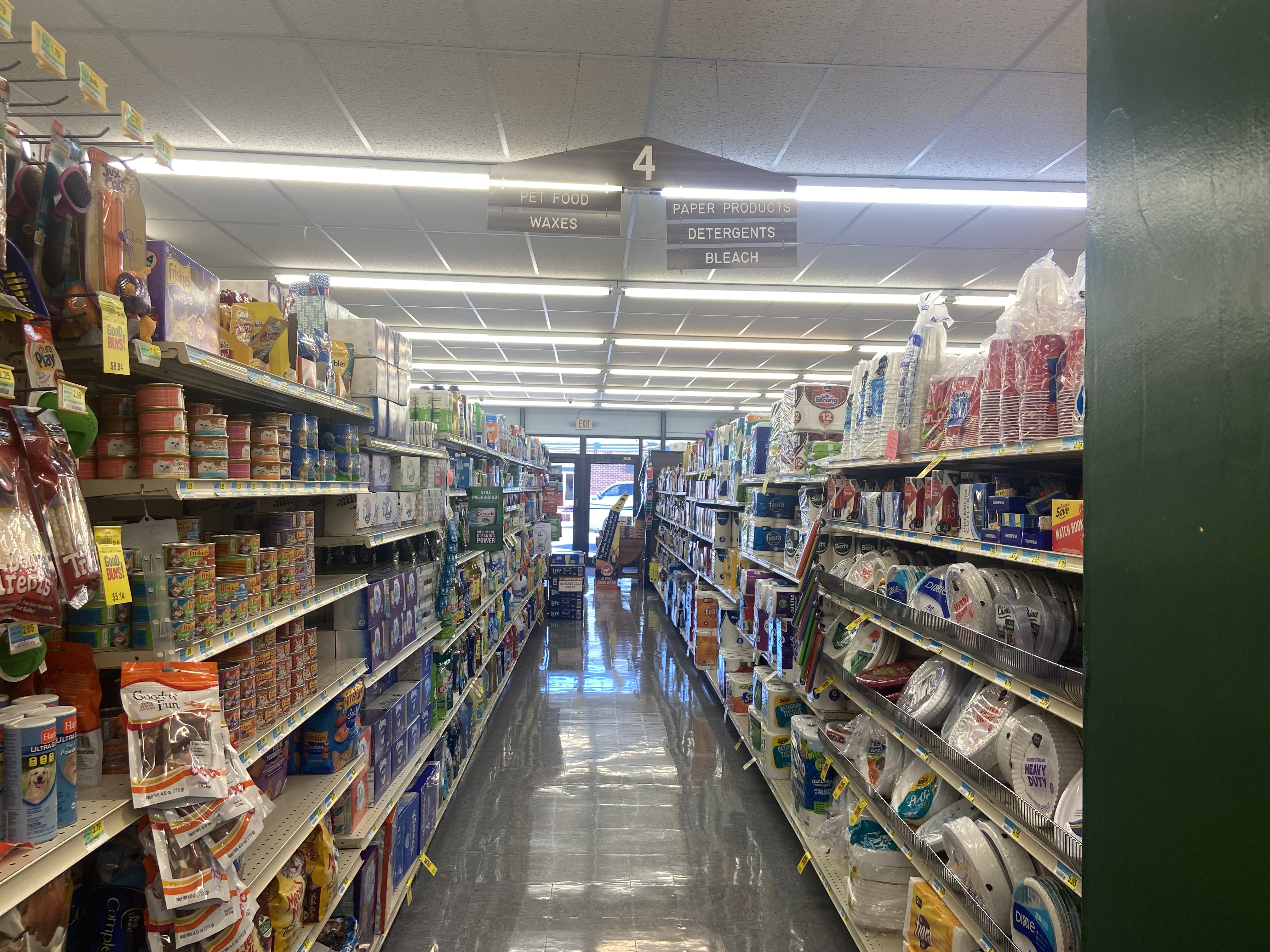 Thriftway Market Aisle 4 - Pets and Cleaning Supplies